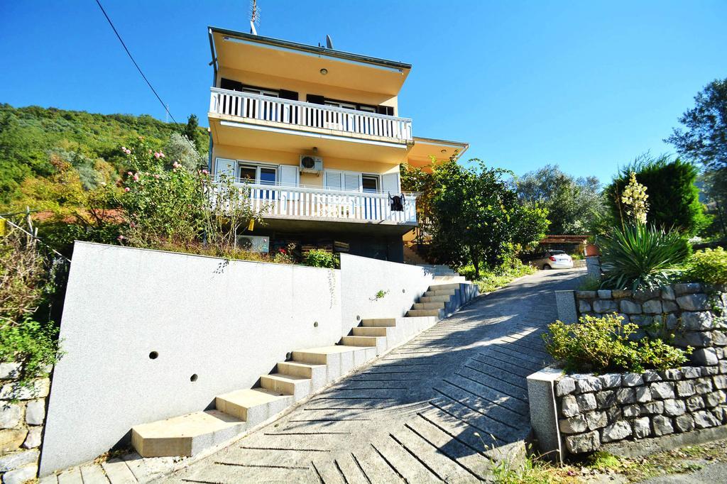 Apartment Rita Тиват Екстериор снимка